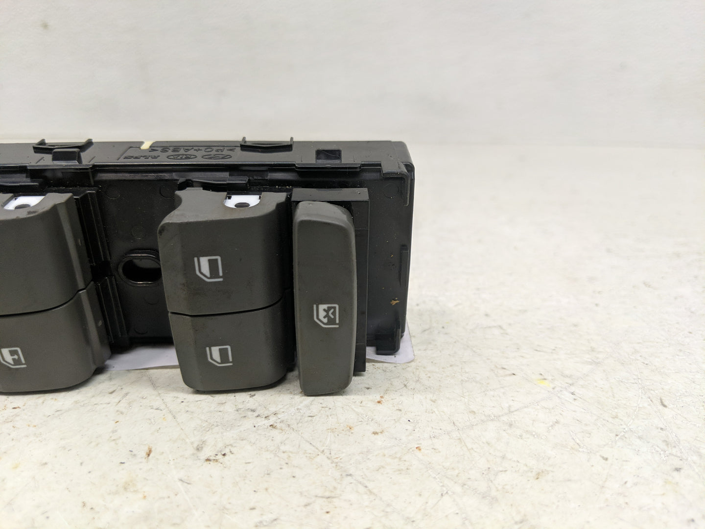 2025 Hyundai Elantra Master Power Window Switch Replacement Driver Side Left P/N:93571-AA110YFR Fits OEM Used Auto Parts - O