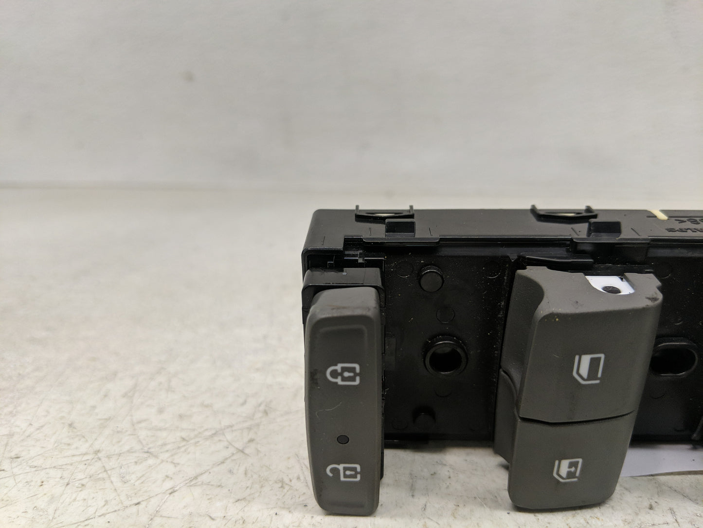 2025 Hyundai Elantra Master Power Window Switch Replacement Driver Side Left P/N:93571-AA110YFR Fits OEM Used Auto Parts - O
