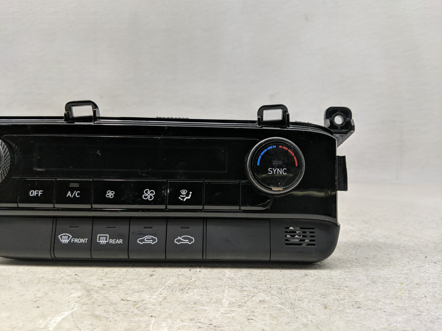 2025 Hyundai Elantra Climate Control Module Temperature AC/Heater Replacement P/N:97250-AAIA0UAV Fits OEM Used Auto Parts - 