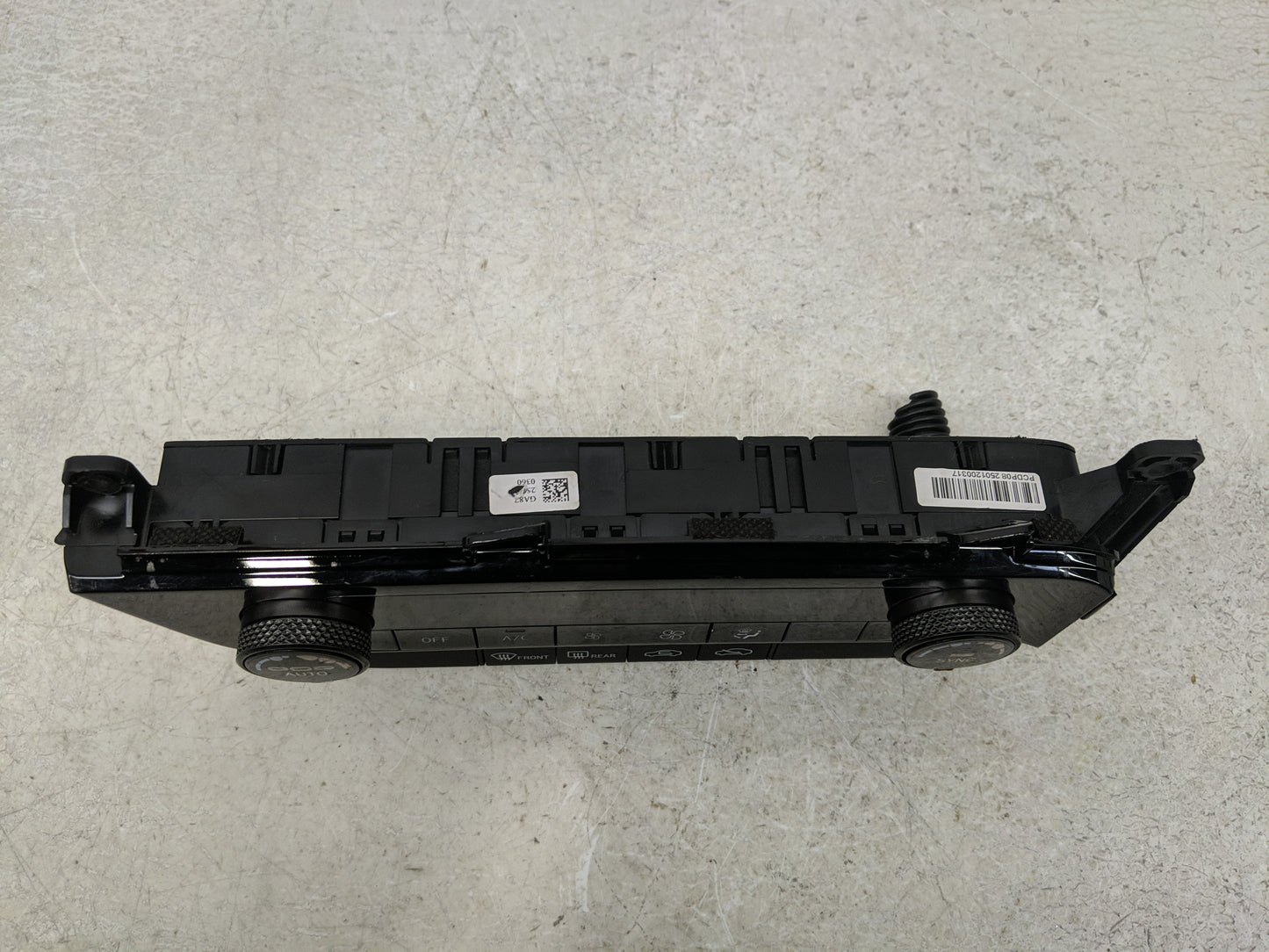 2025 Hyundai Elantra Climate Control Module Temperature AC/Heater Replacement P/N:97250-AAIA0UAV Fits OEM Used Auto Parts - 