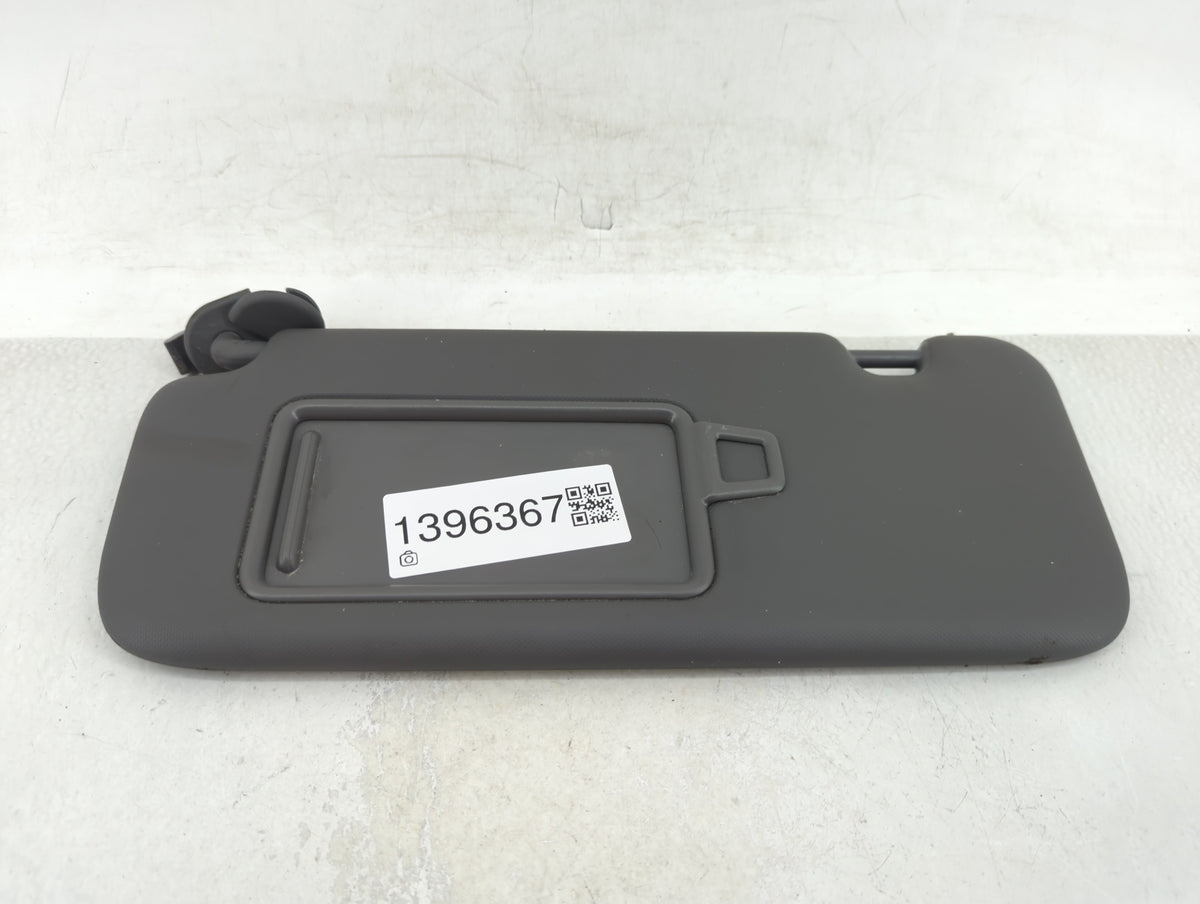 2025 Hyundai Elantra Sun Visor Shade Replacement Passenger Right Mirror Fits OEM Used Auto Parts - Oemusedautoparts1.com