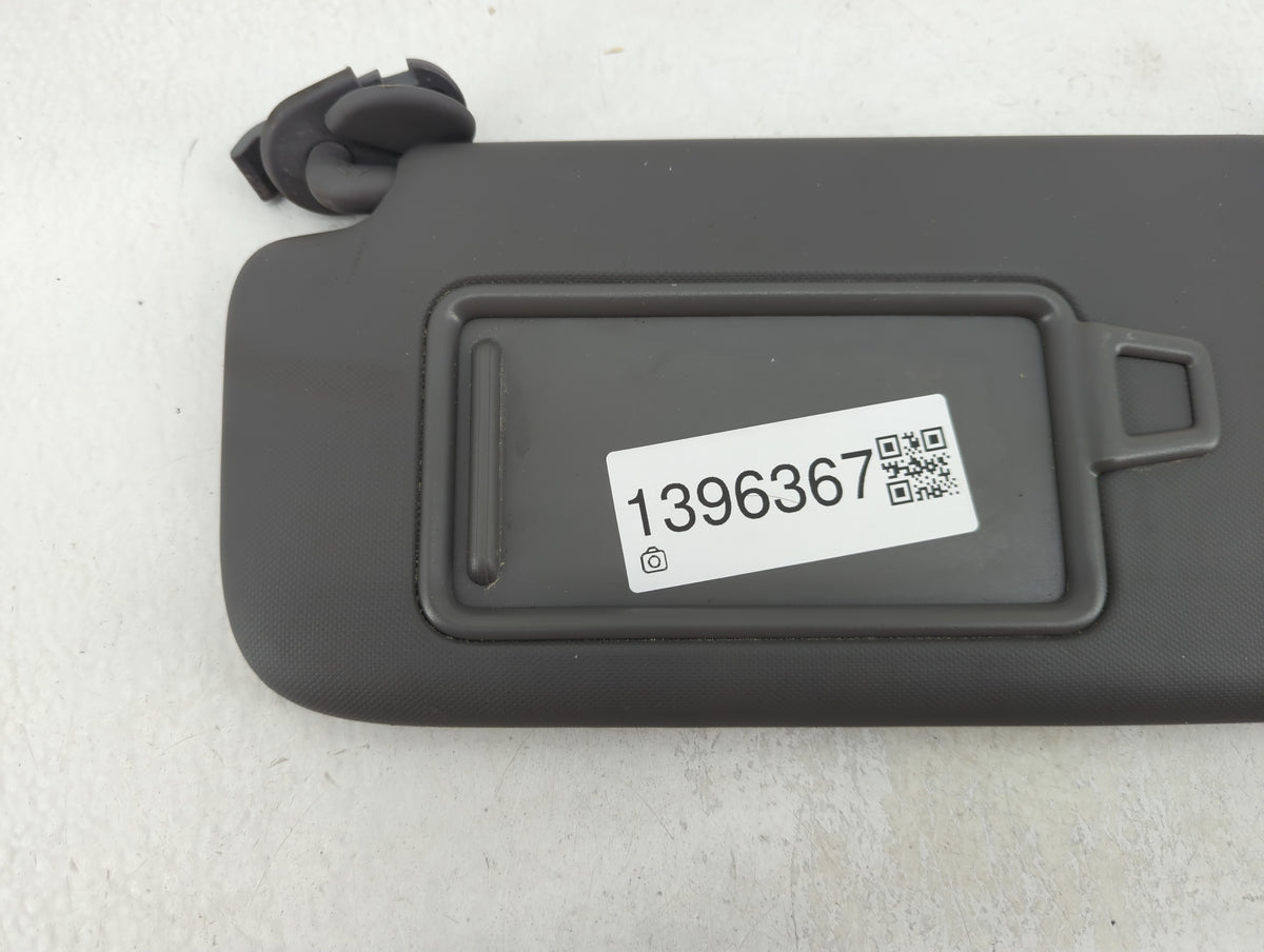2025 Hyundai Elantra Sun Visor Shade Replacement Passenger Right Mirror Fits OEM Used Auto Parts - Oemusedautoparts1.com
