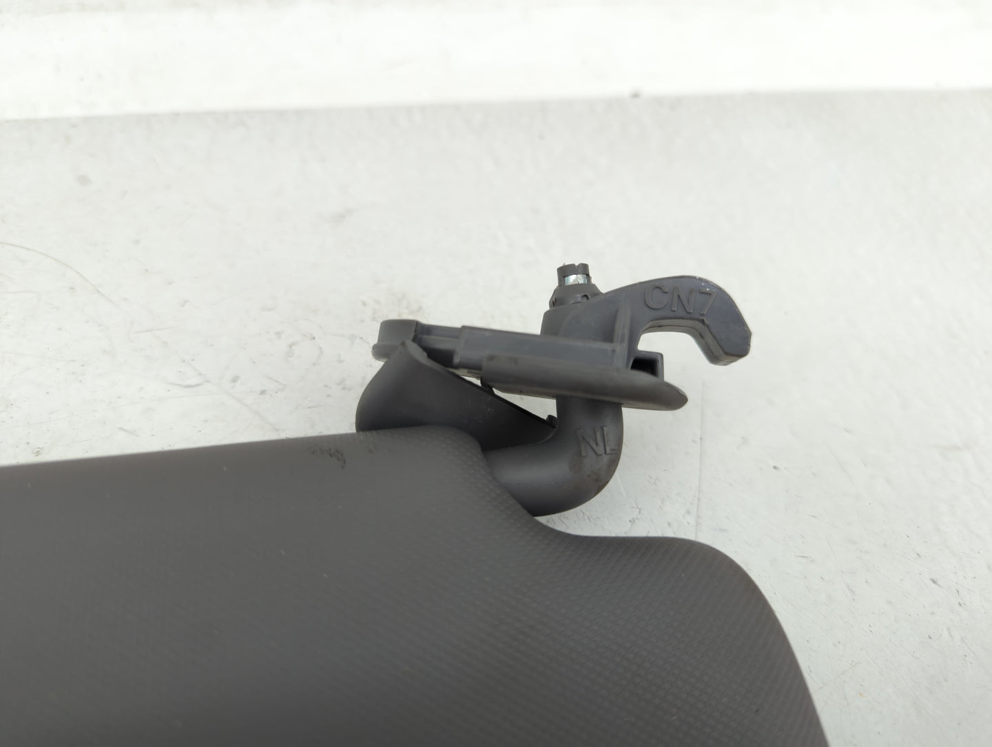 2025 Hyundai Elantra Sun Visor Shade Replacement Passenger Right Mirror Fits OEM Used Auto Parts - Oemusedautoparts1.com