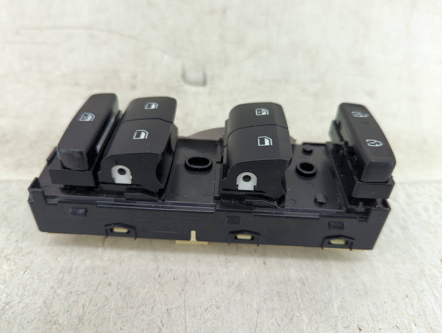 2025 Hyundai Elantra Master Power Window Switch Replacement Driver Side Left P/N:93571-AA2104 Fits OEM Used Auto Parts - Oem