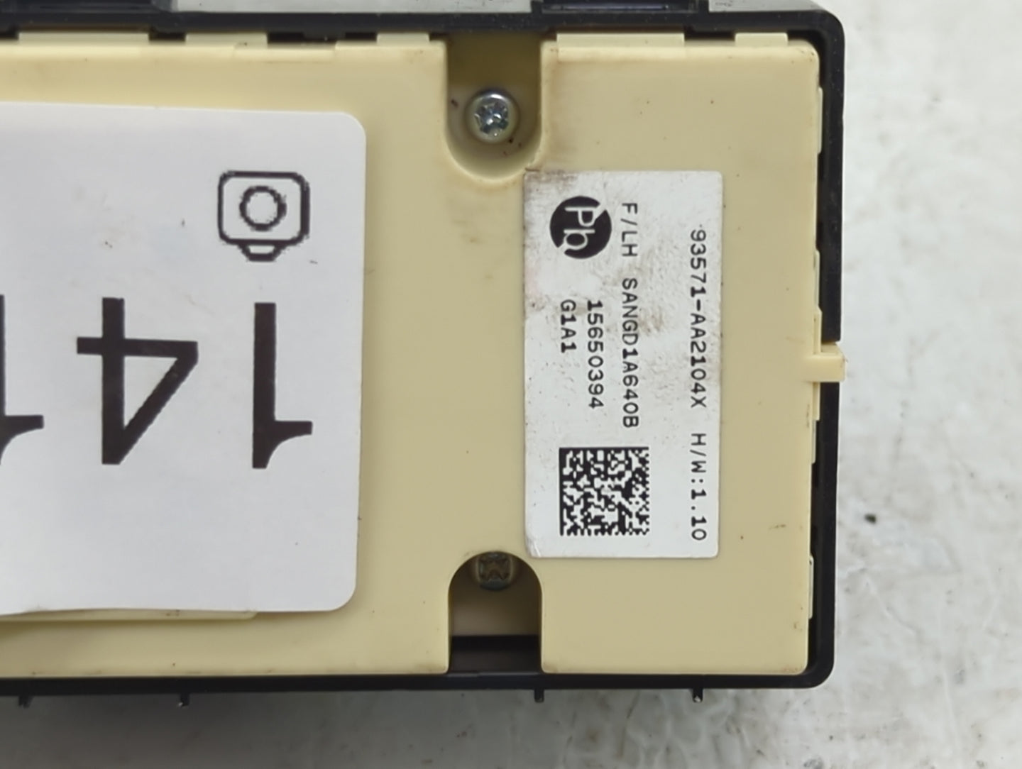 2025 Hyundai Elantra Master Power Window Switch Replacement Driver Side Left P/N:93571-AA2104X Fits OEM Used Auto Parts - Oe