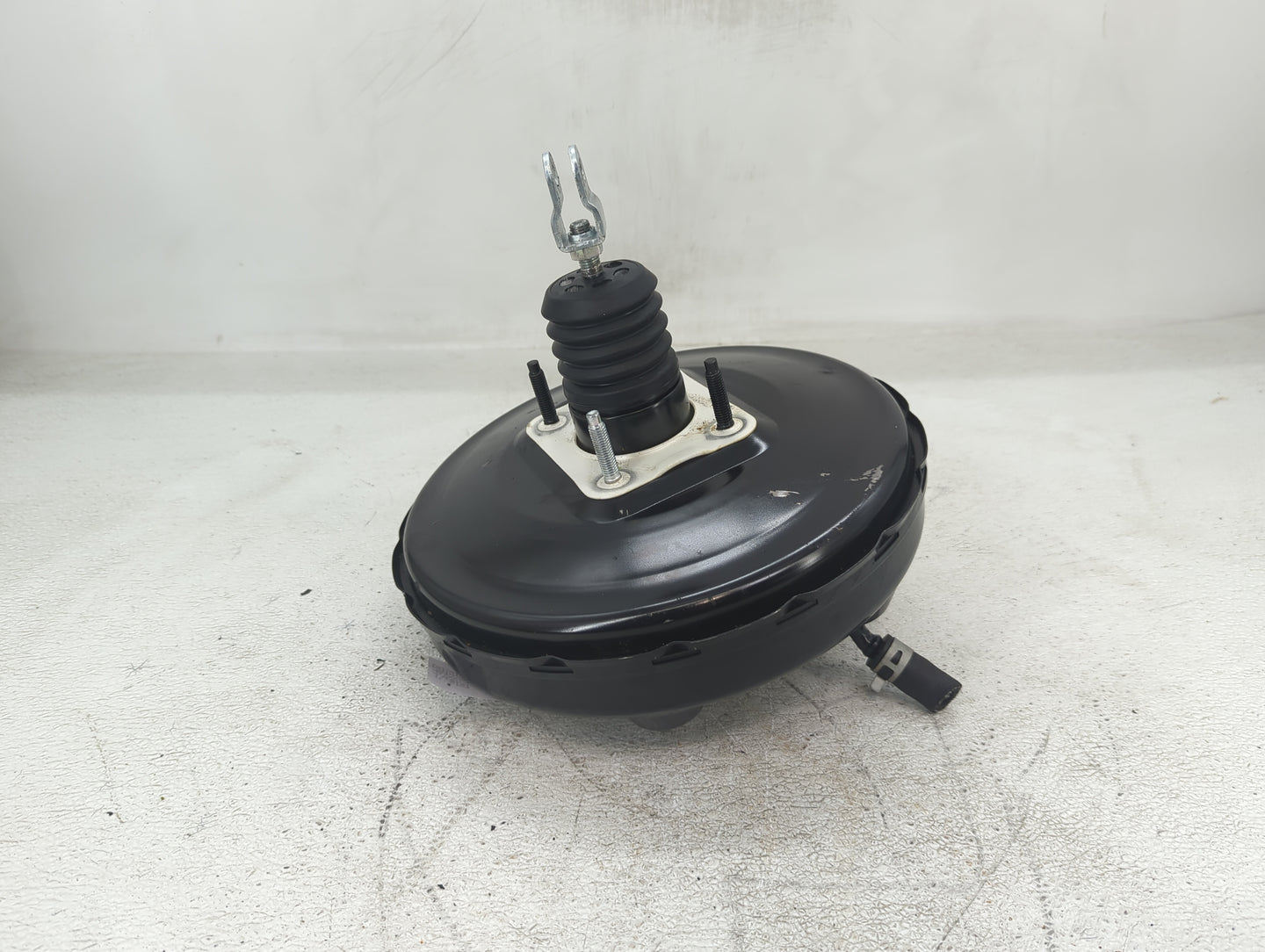 2025 Hyundai Elantra Power Brake Booster Oem 1422751 - Oemusedautoparts1.com