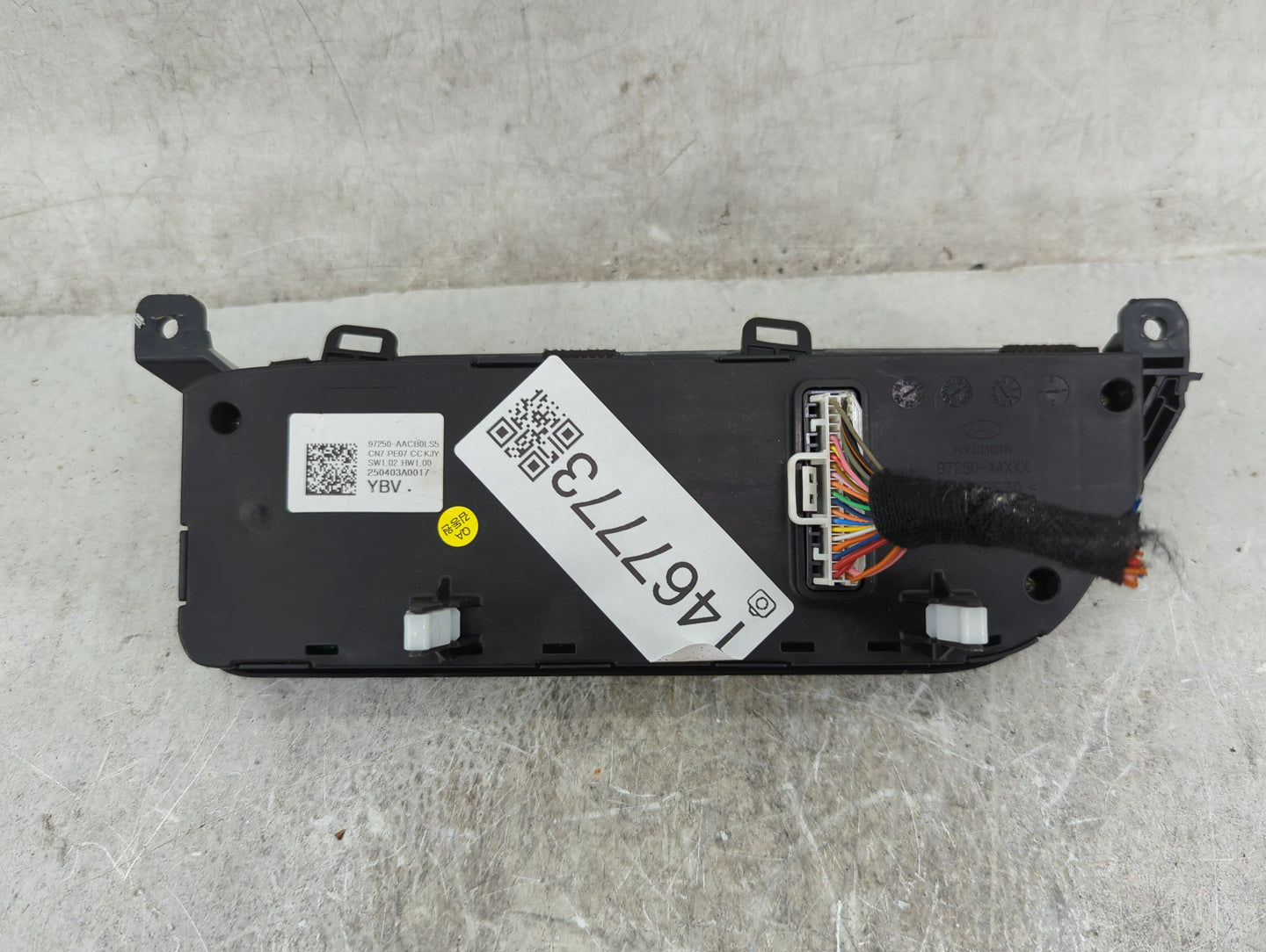 2025 Hyundai Elantra Climate Control Module Temperature AC/Heater Replacement P/N:97250-AACB0LS5 Fits OEM Used Auto Parts - 