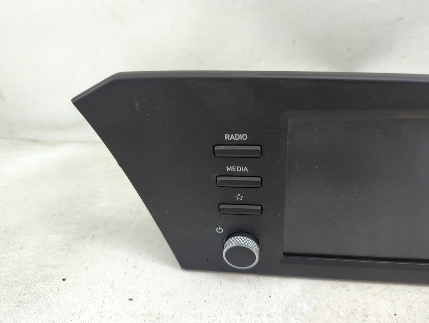 2025 Hyundai Elantra Radio AM FM Cd Player Receiver Replacement P/N:96160AADA0LS5 DA3300AAN, TQ8-DA3300AAN Fits OEM Used Aut