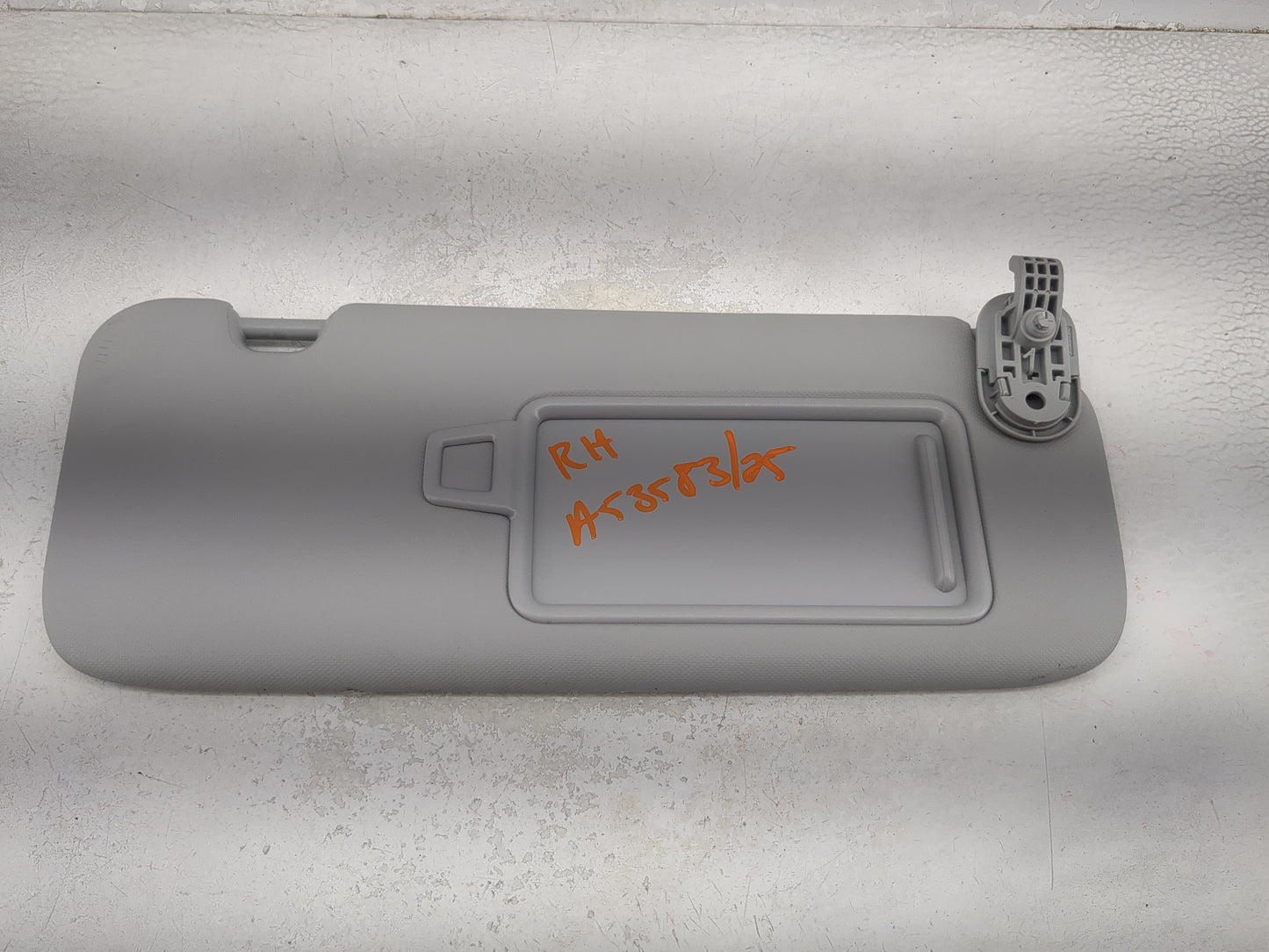 2021-2022 Hyundai Elantra Sun Visor Shade Replacement Passenger Right Mirror Fits Fits 2021 2022 OEM Used Auto Parts - Oemus