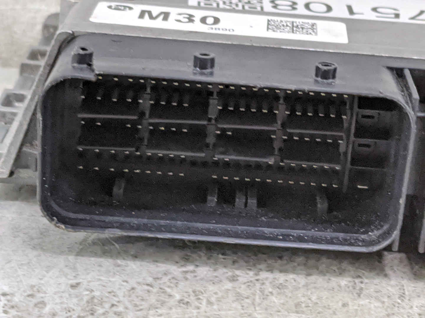2025 Hyundai Elantra PCM Engine Control Computer ECU ECM PCU OEM P/N:391X2-2J356 391Y2-2J356, AAA9727650101 Fits OEM Used Au