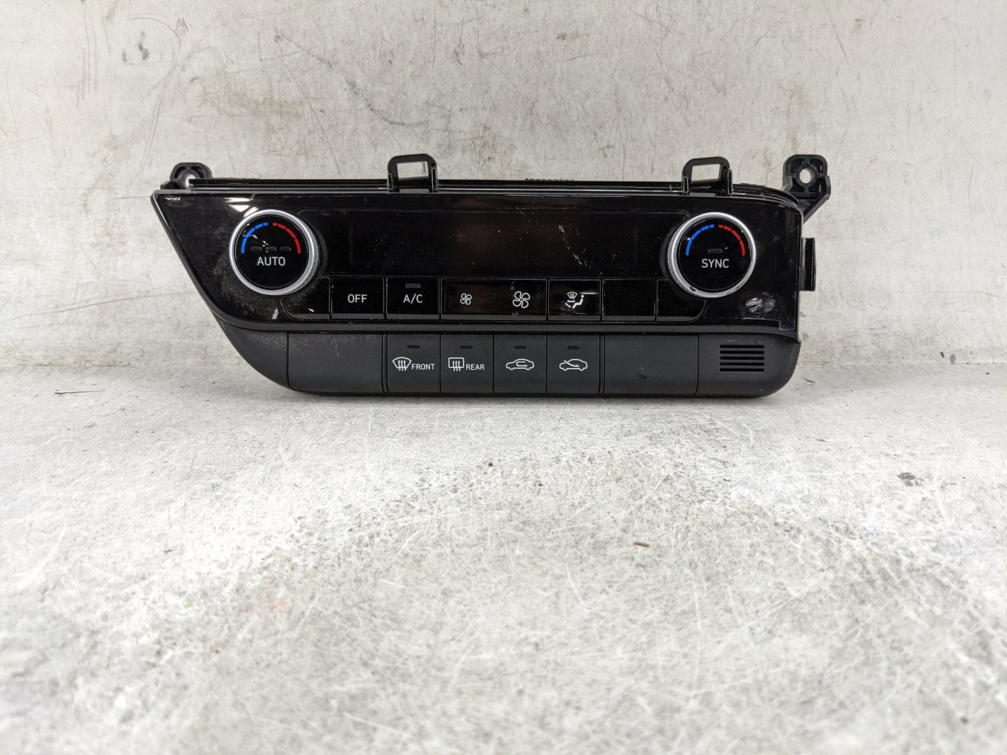 2025 Hyundai Elantra Climate Control Module Temperature AC/Heater Replacement P/N:97250-AAIA0LS5 Fits OEM Used Auto Parts - 
