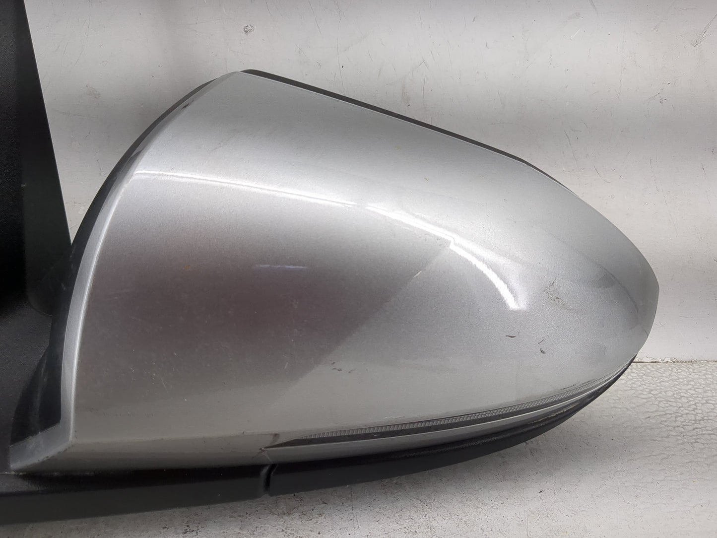 2021-2022 Hyundai Elantra Driver Side View Mirror - Left Door Mirror OEM Used - Oemusedautoparts1.com
