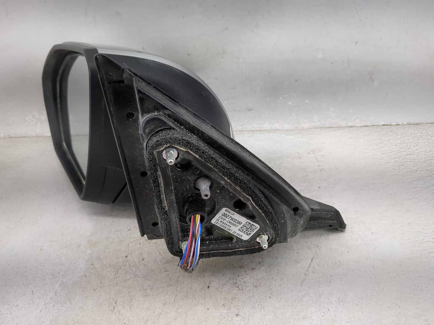 2021-2022 Hyundai Elantra Driver Side View Mirror - Left Door Mirror OEM Used - Oemusedautoparts1.com