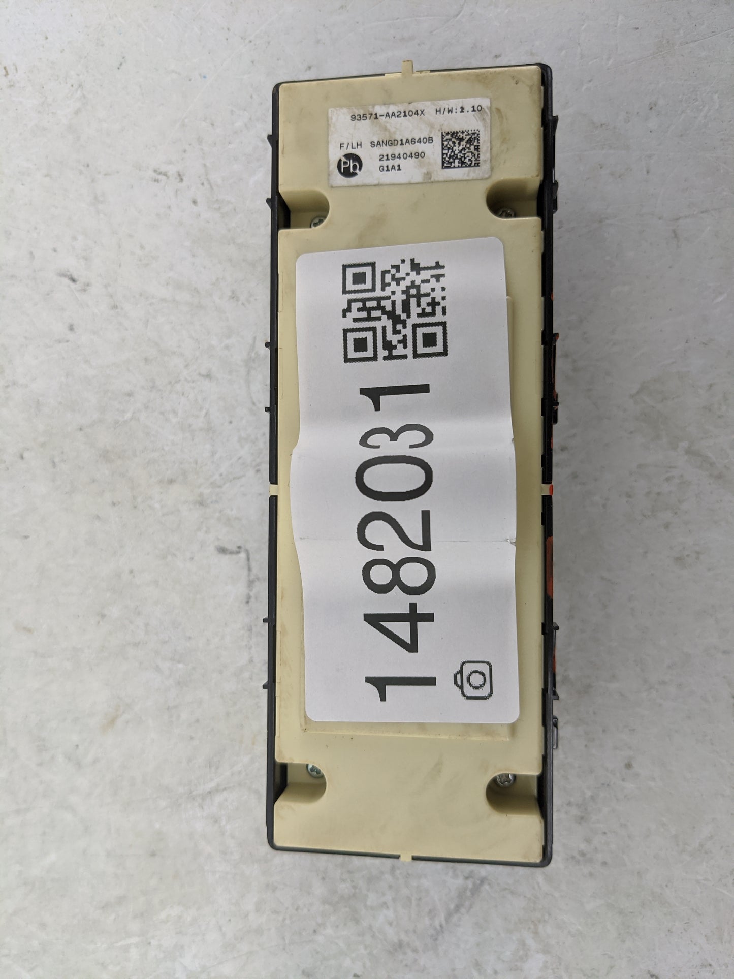 2025 Hyundai Elantra Master Power Window Switch Replacement Driver Side Left P/N:93571-AA2104X SANGD1A640B, 21940490 Fits OE