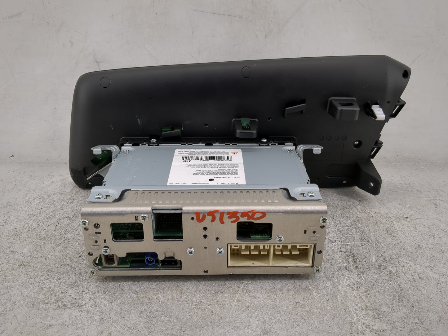 2025 Hyundai Elantra Radio AM FM Cd Player Receiver Replacement P/N:96160AADA0LS5 DA3300AAN, TQ8-DA3300AAN Fits OEM Used Aut