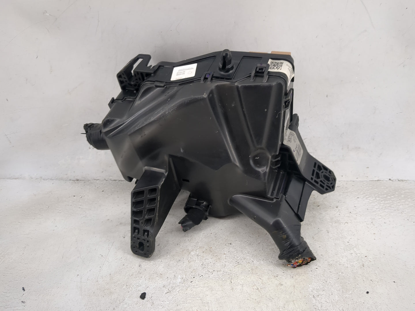 2025 Hyundai Elantra Fusebox Fuse Box Panel Relay Module P/N:91956-AA220 18980-09625, 18980-09610, 18980-09630 Fits OEM Used