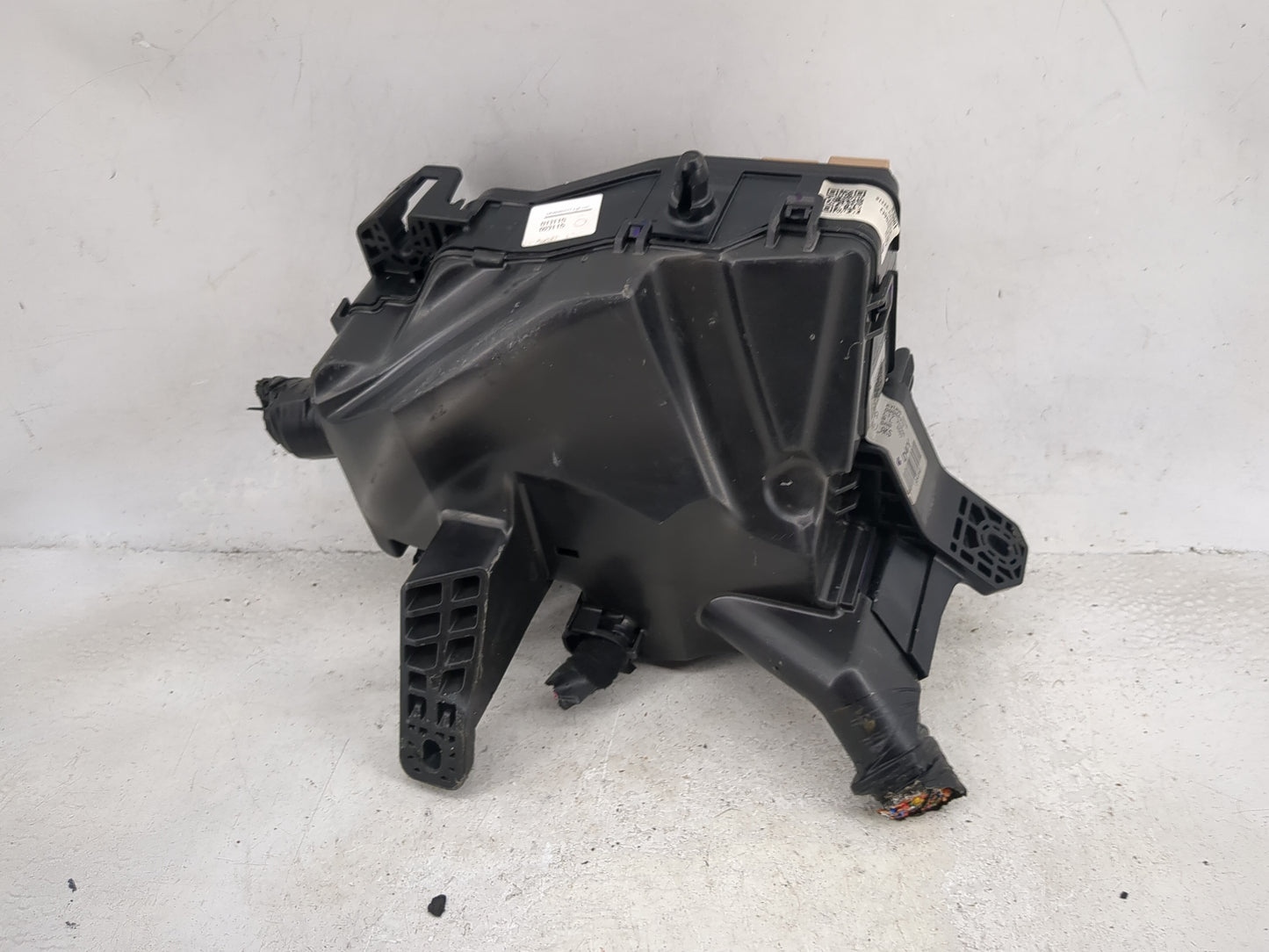 2025 Hyundai Elantra Fusebox Fuse Box Panel Relay Module P/N:91956-AA220 18980-09625, 18980-09610, 18980-09630 Fits OEM Used