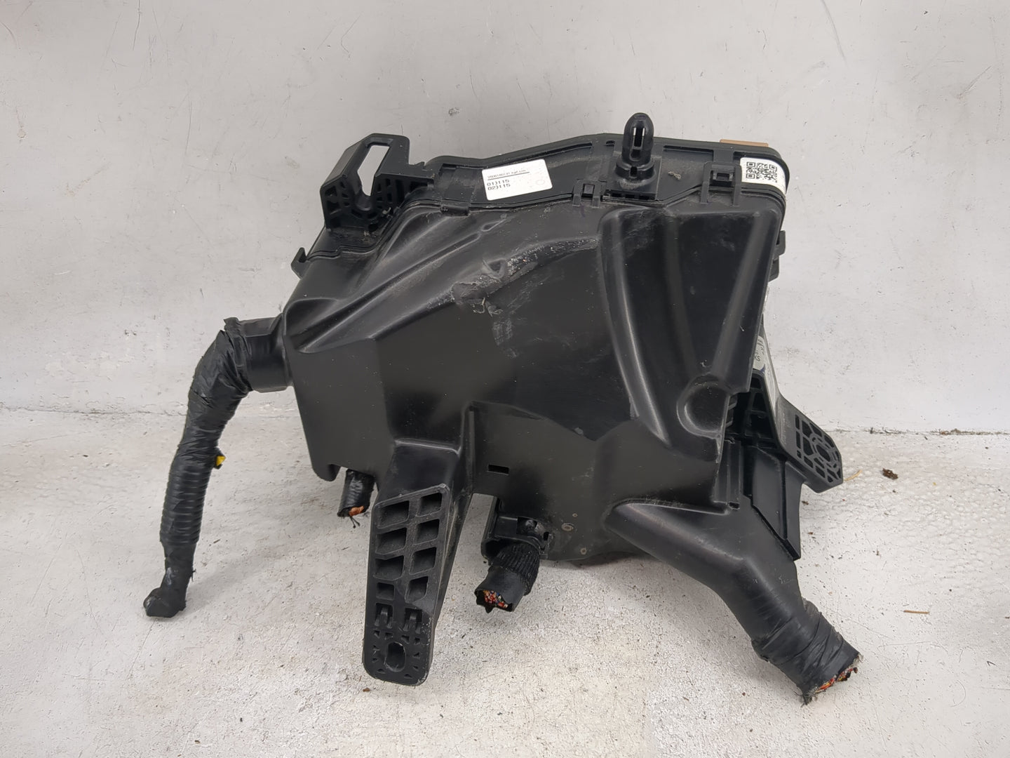 2025 Hyundai Elantra Fusebox Fuse Box Panel Relay Module P/N:91235AA581AA P708P57B, 18980-09625, 18980-09610, 18980-09630 Fi