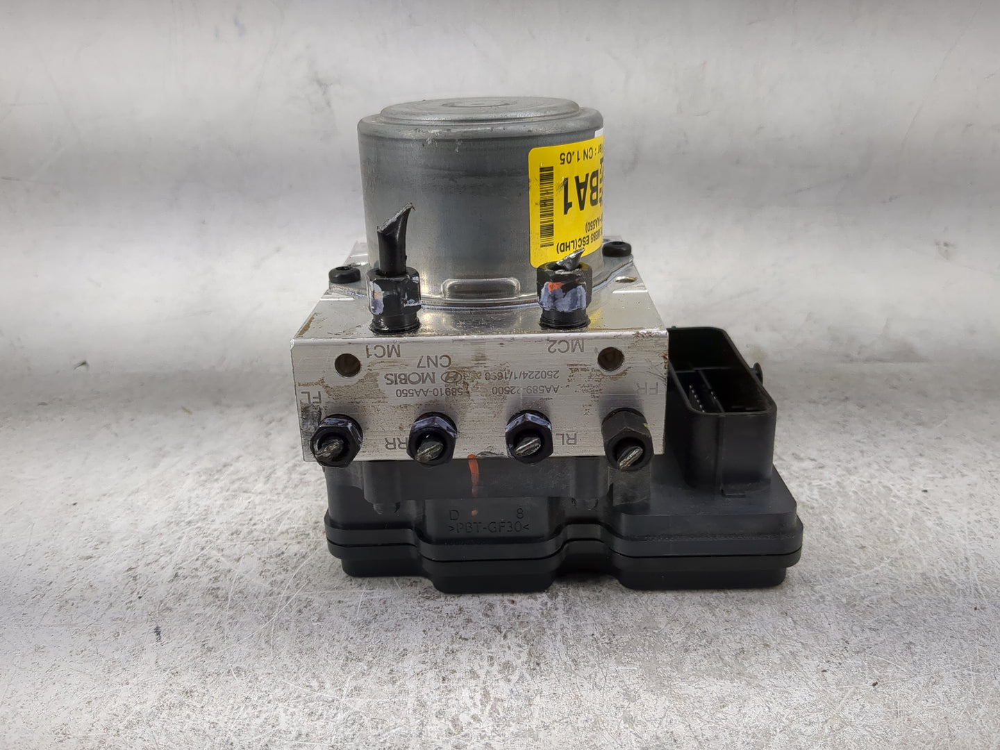 2025 Hyundai Elantra ABS Pump Control Module Replacement P/N:58910-AA550 AA589-72500, 58900-AA550, 61589-41600 Fits OEM Used