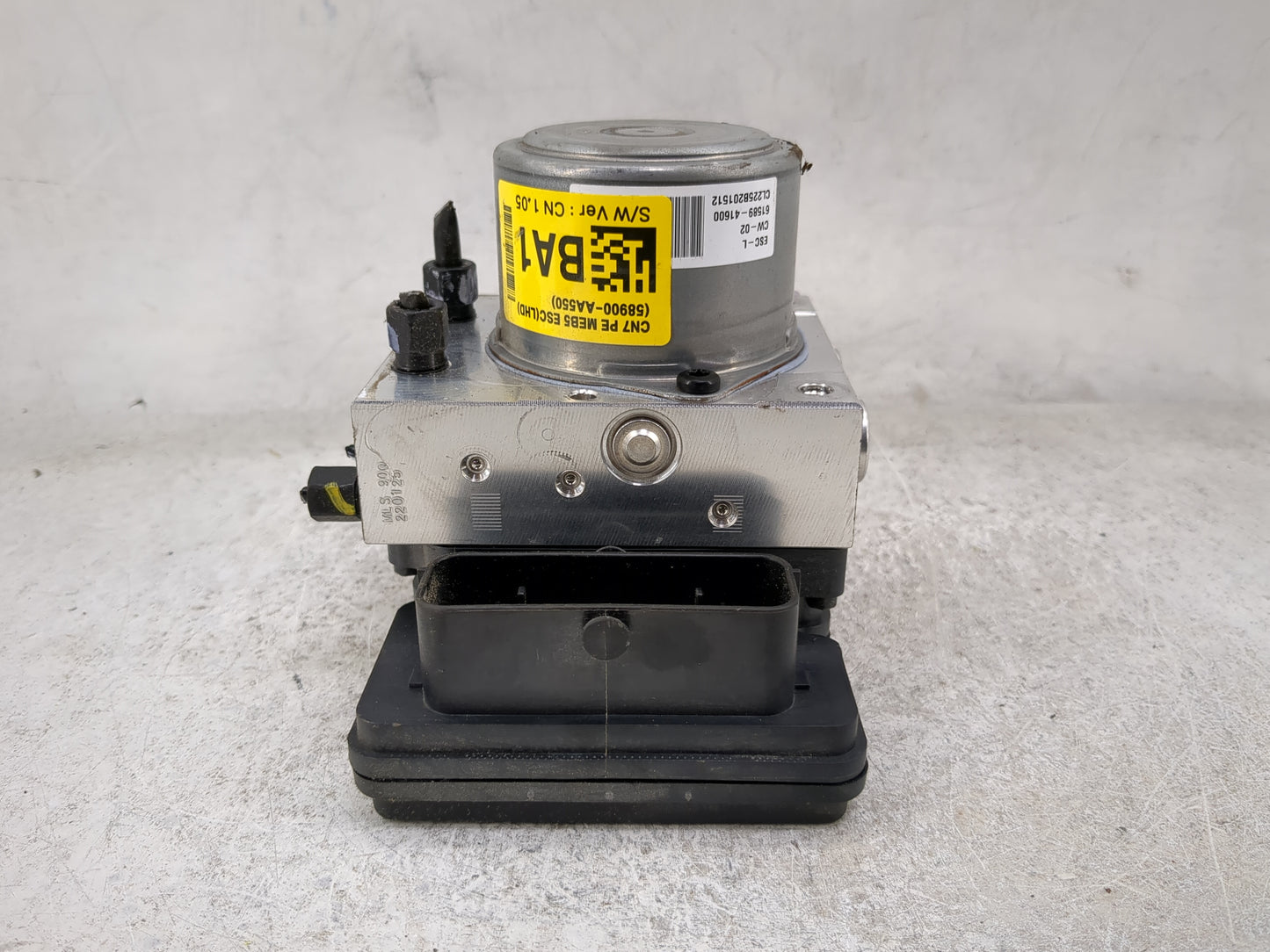 2025 Hyundai Elantra ABS Pump Control Module Replacement P/N:58910-AA550 AA589-72500, 58900-AA550, 61589-41600 Fits OEM Used