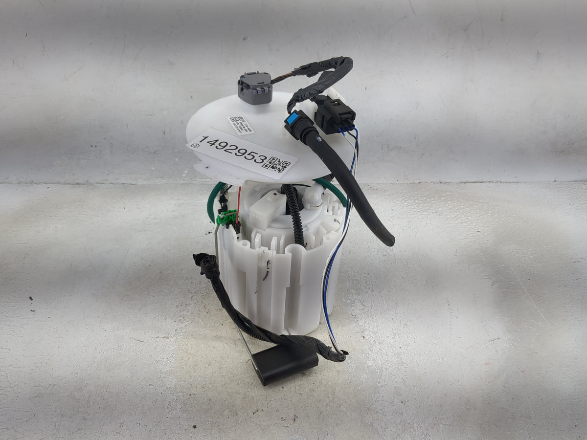 2021-2022 Hyundai Elantra Electrical Gas Fuel Pump Assembly 1492953 - Oemusedautoparts1.com