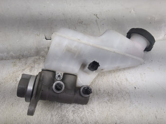 compare product 2025 Hyundai Elantra Brake Master Cylinder 1497112