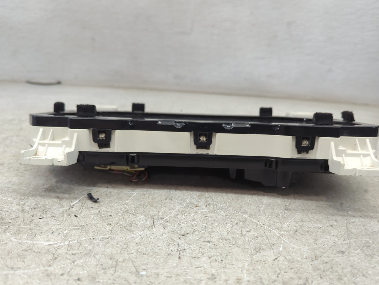 2025 Hyundai Elantra Instrument Cluster Speedometer Gauges P/N:94073AA000 Miles: Fits OEM Used Auto Parts - Oemusedautoparts