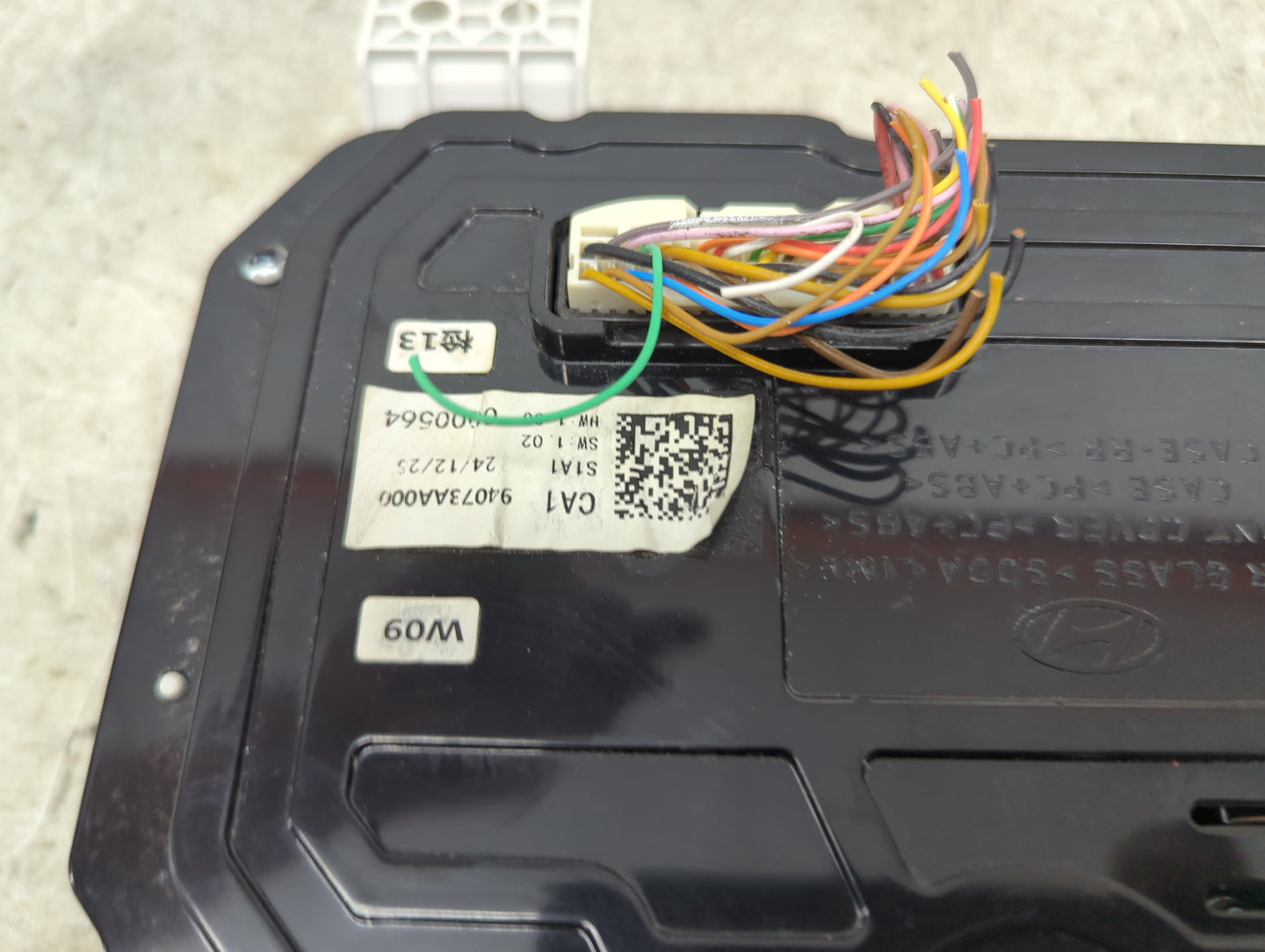 2025 Hyundai Elantra Instrument Cluster Speedometer Gauges P/N:94073AA000 Miles: Fits OEM Used Auto Parts - Oemusedautoparts