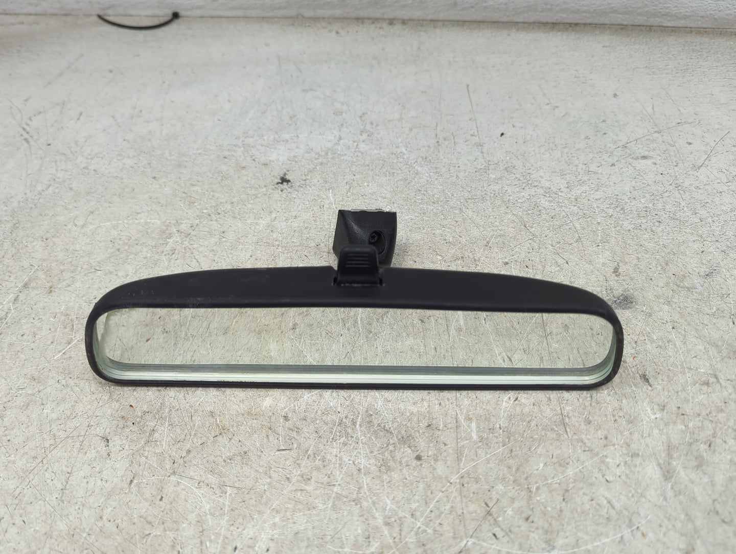 2021-2022 Hyundai Elantra Interior Rear View Mirror Replacement OEM P/N:E13 049896 Fits Fits 2020 2021 2022 2023 OEM Used Au