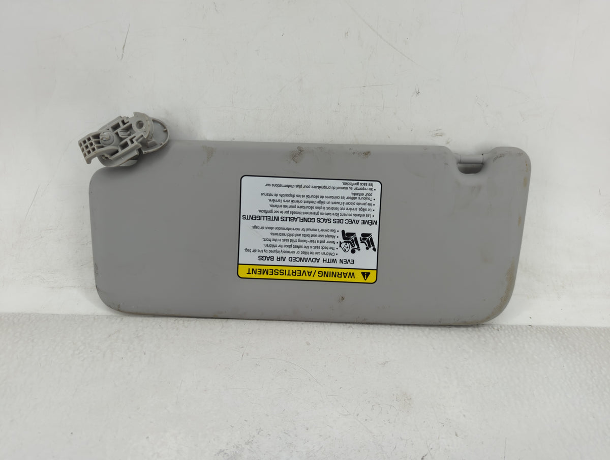 2025 Hyundai Kona Sun Visor Shade Replacement Driver Left Mirror Fits OEM Used Auto Parts - Oemusedautoparts1.com