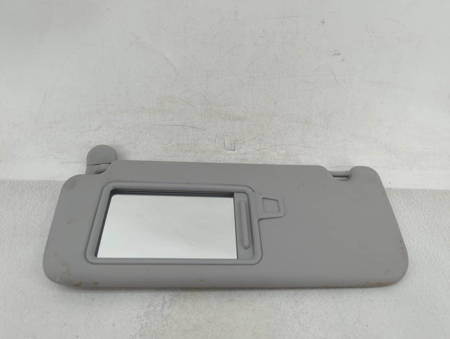 2025 Hyundai Kona Sun Visor Shade Replacement Passenger Right Mirror Fits OEM Used Auto Parts - Oemusedautoparts1.com