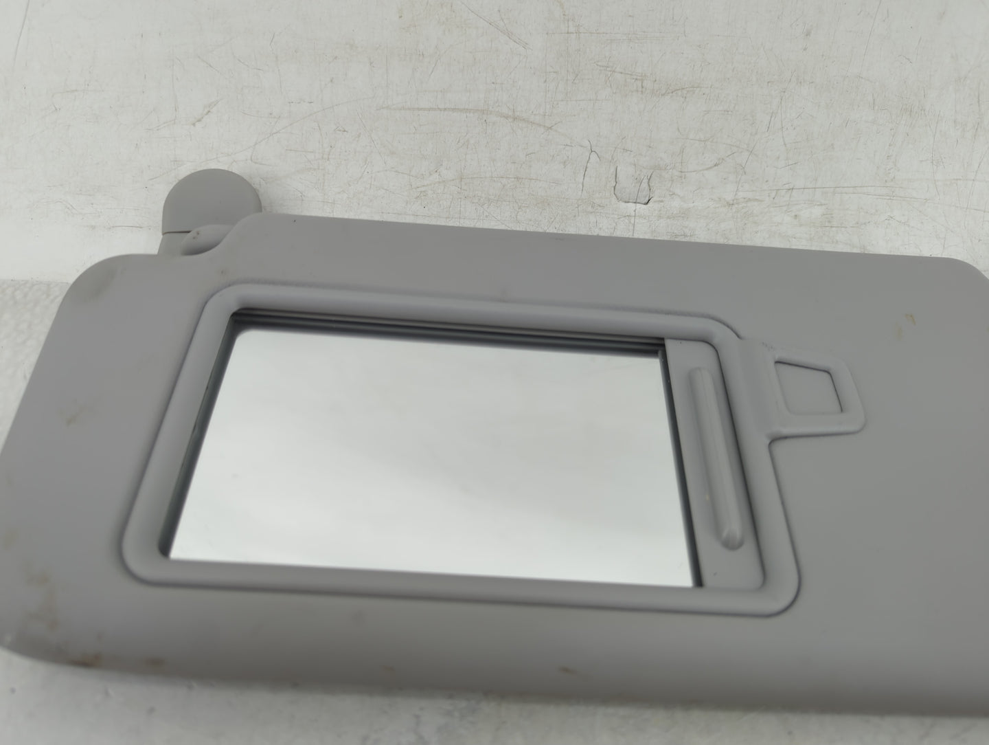 2025 Hyundai Kona Sun Visor Shade Replacement Passenger Right Mirror Fits OEM Used Auto Parts - Oemusedautoparts1.com