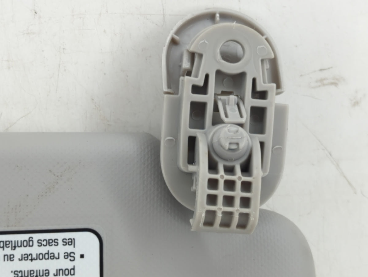 2025 Hyundai Kona Sun Visor Shade Replacement Passenger Right Mirror Fits OEM Used Auto Parts - Oemusedautoparts1.com