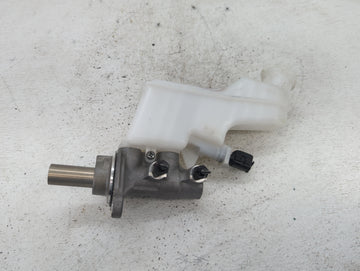 2025 Hyundai Kona Brake Master Cylinder - Oemusedautoparts1.com