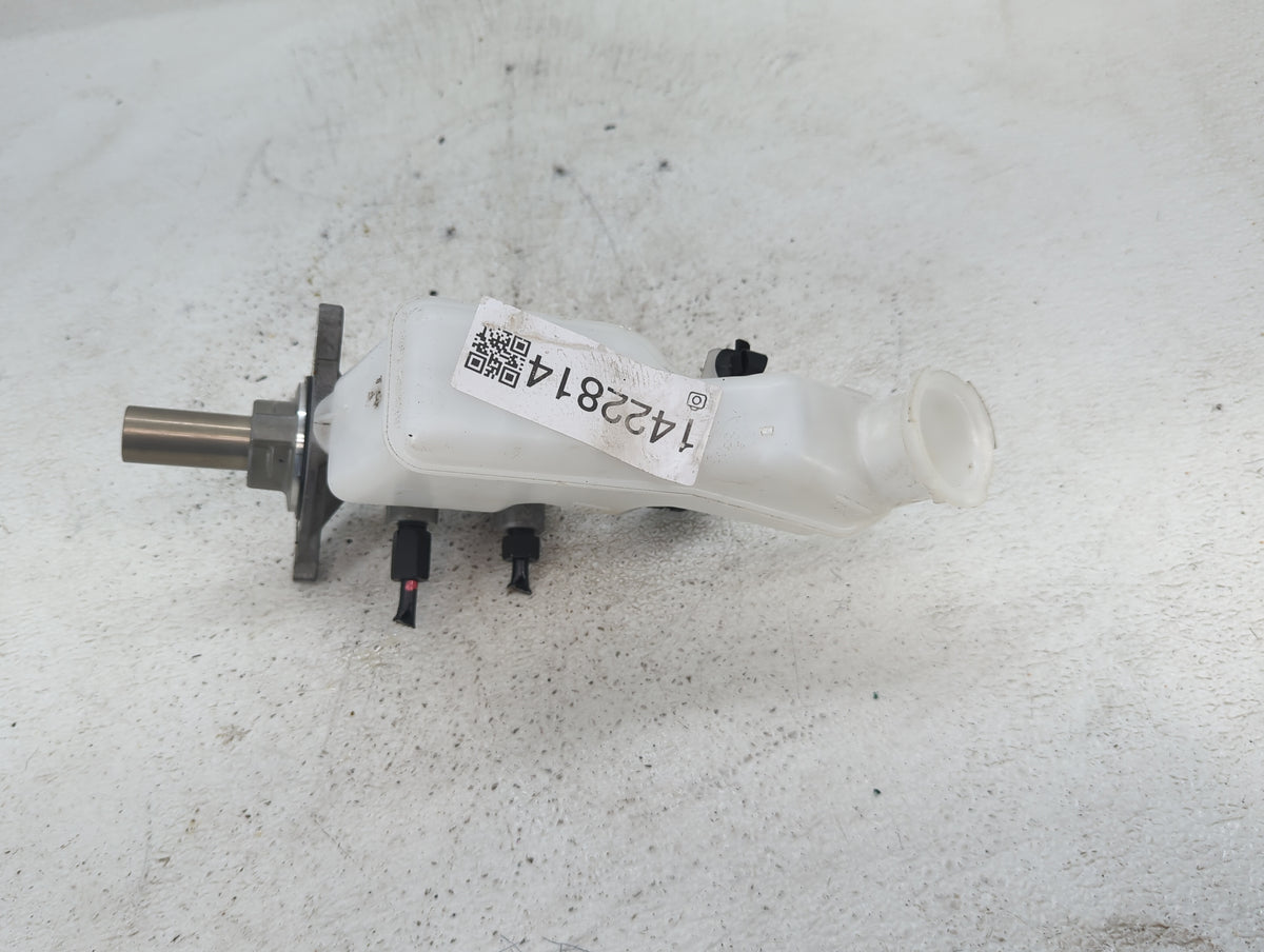 2025 Hyundai Kona Brake Master Cylinder - Oemusedautoparts1.com