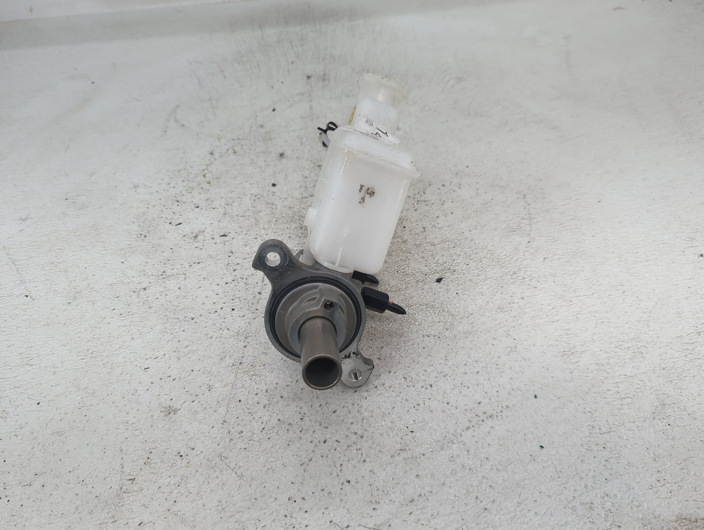2025 Hyundai Kona Brake Master Cylinder - Oemusedautoparts1.com