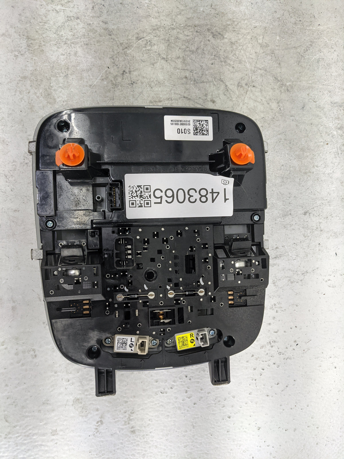 2025 Hyundai Kona Overhead Roof Console - Oemusedautoparts1.com