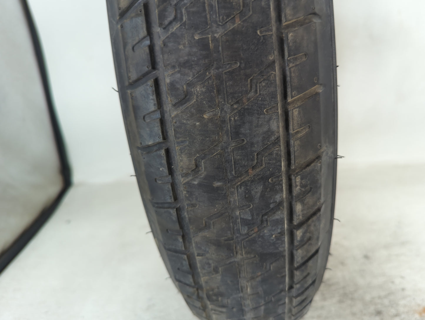 2018-2022 Hyundai Kona Spare Donut Tire Wheel Rim Oem 1490767 - Oemusedautoparts1.com