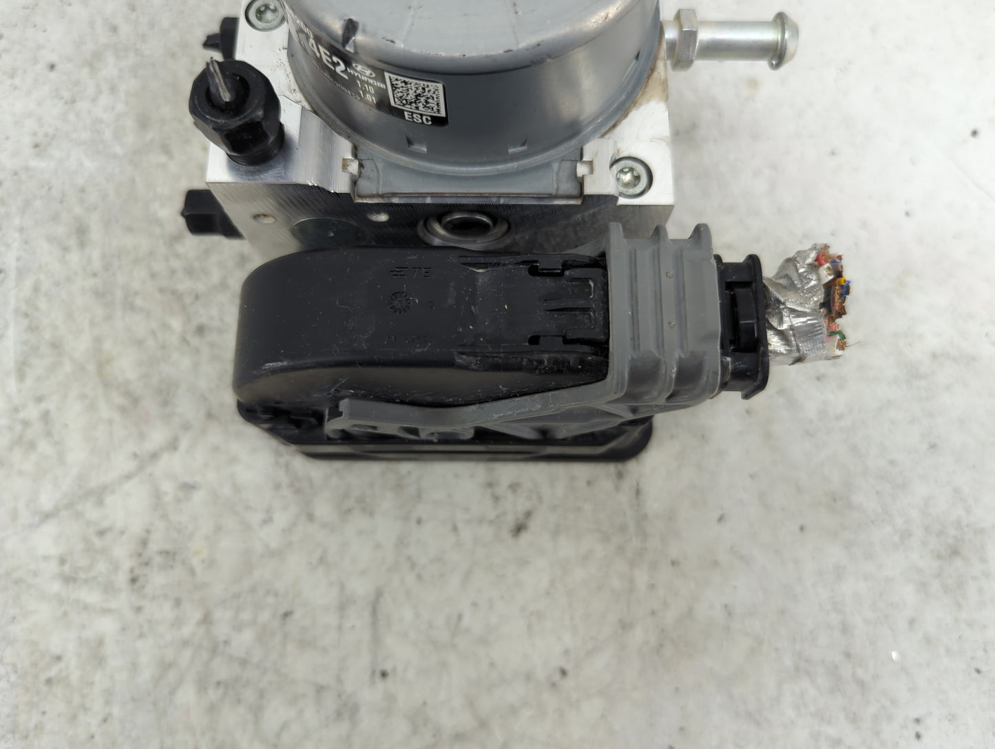 2025 Hyundai Kona ABS Pump Control Module Replacement P/N:58900-BE200 58910-BE200, 06.2102-8331.4, 28.5180-5717.3 Fits OEM U