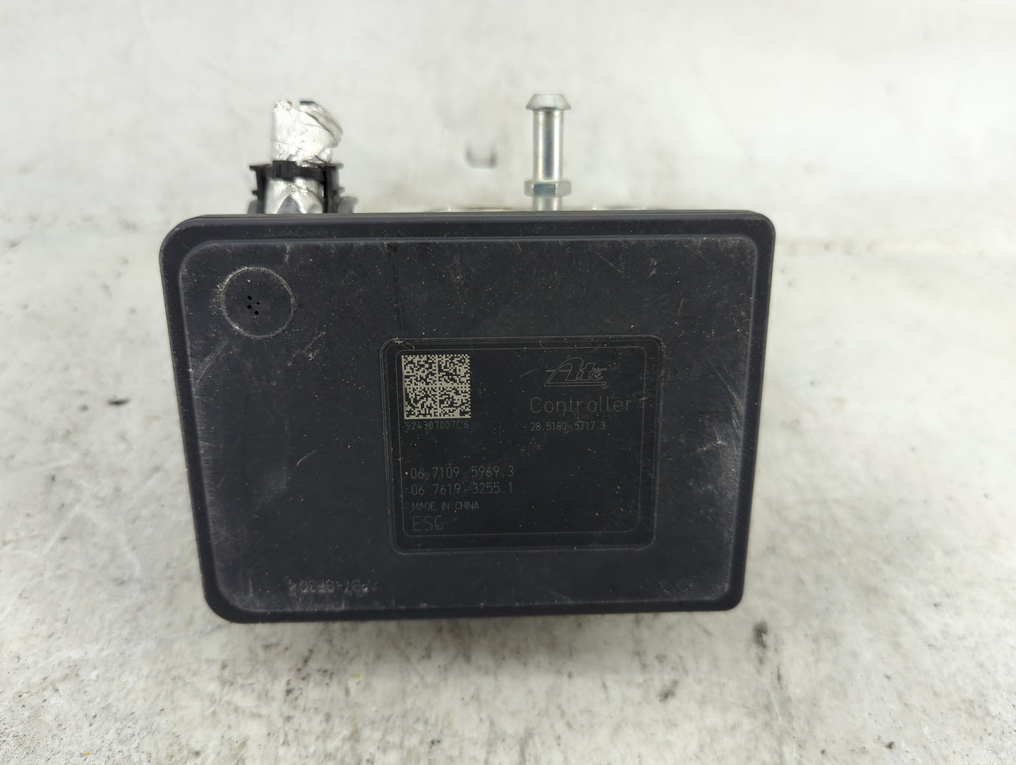 2025 Hyundai Kona ABS Pump Control Module Replacement P/N:58900-BE200 58910-BE200, 06.2102-8331.4, 28.5180-5717.3 Fits OEM U