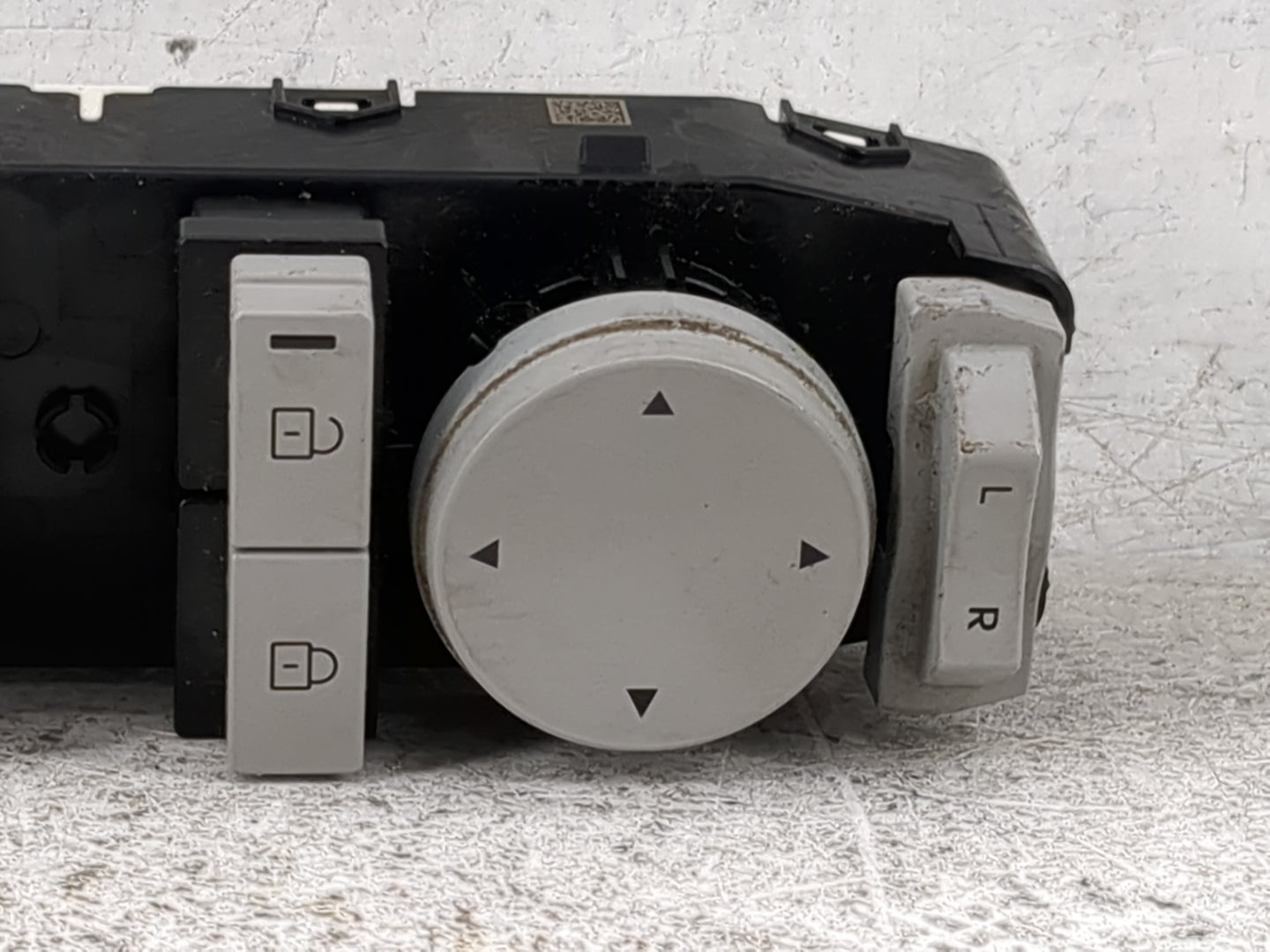 2025 Hyundai Kona Master Power Window Switch Replacement Driver Side Left P/N:BE710YPK Fits OEM Used Auto Parts - Oemusedaut