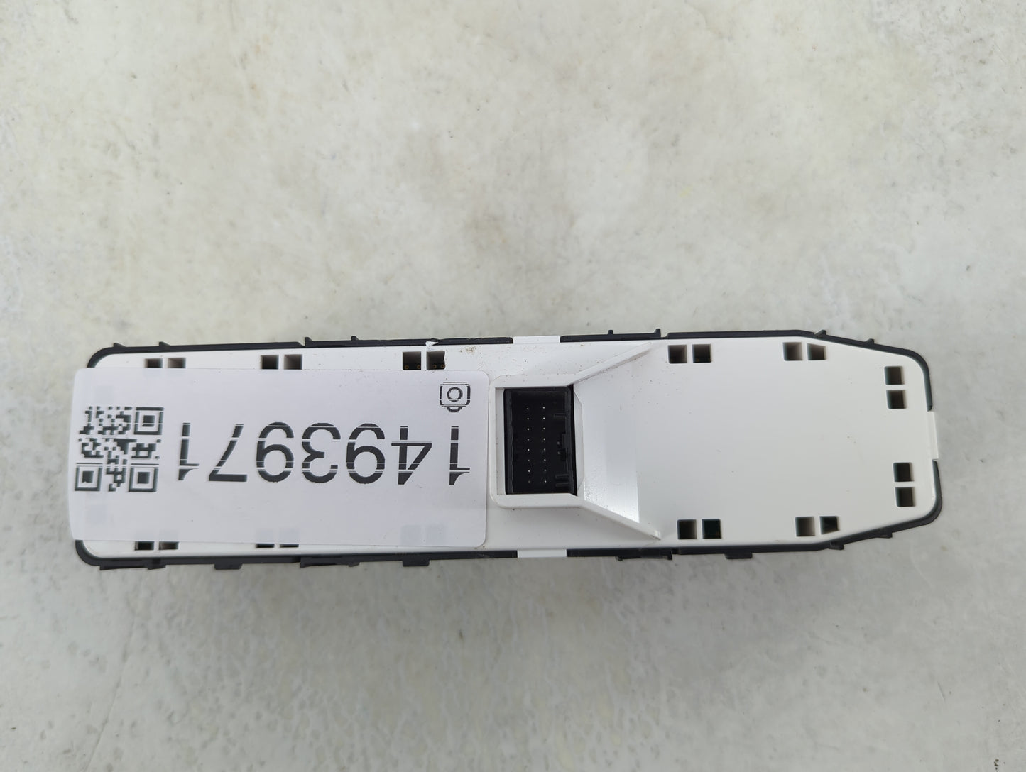 2025 Hyundai Kona Master Power Window Switch Replacement Driver Side Left P/N:BE670NNB Fits OEM Used Auto Parts - Oemusedaut