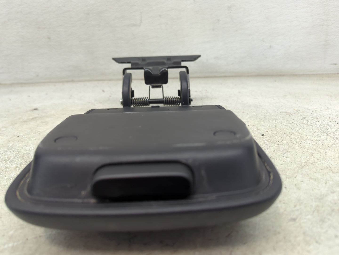2025 Hyundai Kona Center Console Armrest Cover Lid Fits OEM Used Auto Parts - Oemusedautoparts1.com