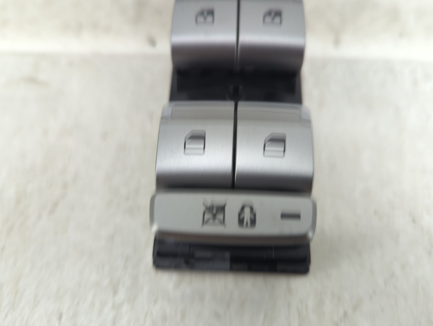 2025 Hyundai Palisade Master Power Window Switch Replacement Driver Side Left Fits OEM Used Auto Parts - Oemusedautoparts1.c