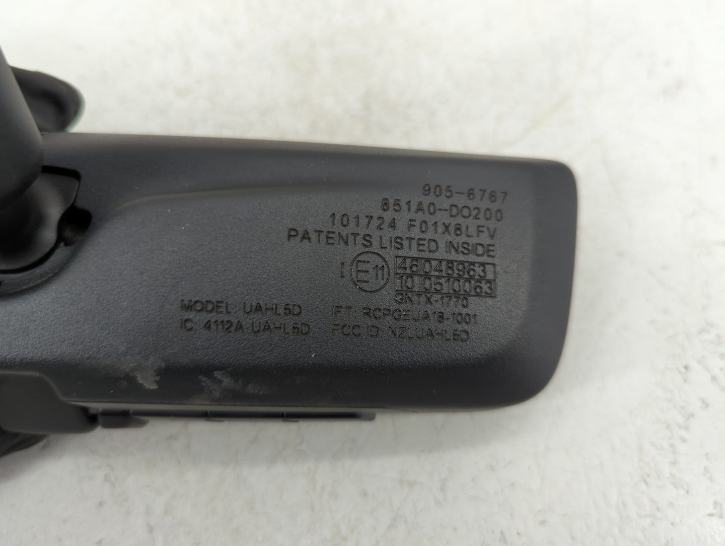 2021 Hyundai Santa Fe Interior Rear View Mirror Replacement OEM P/N:851A0-DO200 Fits Fits 2020 2022 2023 OEM Used Auto Parts