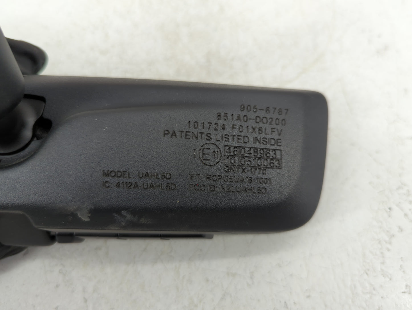 2021 Hyundai Santa Fe Interior Rear View Mirror Replacement OEM P/N:851A0-DO200 Fits Fits 2020 2022 2023 OEM Used Auto Parts