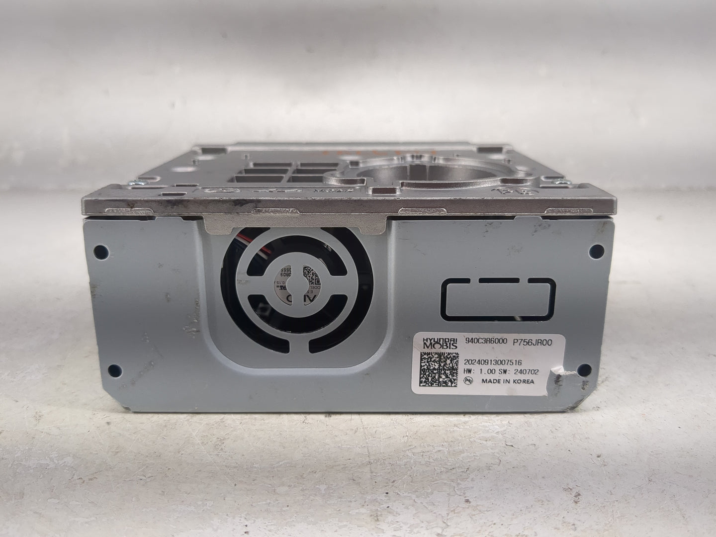 2025 Hyundai Santa Fe Instrument Cluster Speedometer Gauges P/N:940C3R6000 P756JR00 Miles: Fits OEM Used Auto Parts - Oemuse