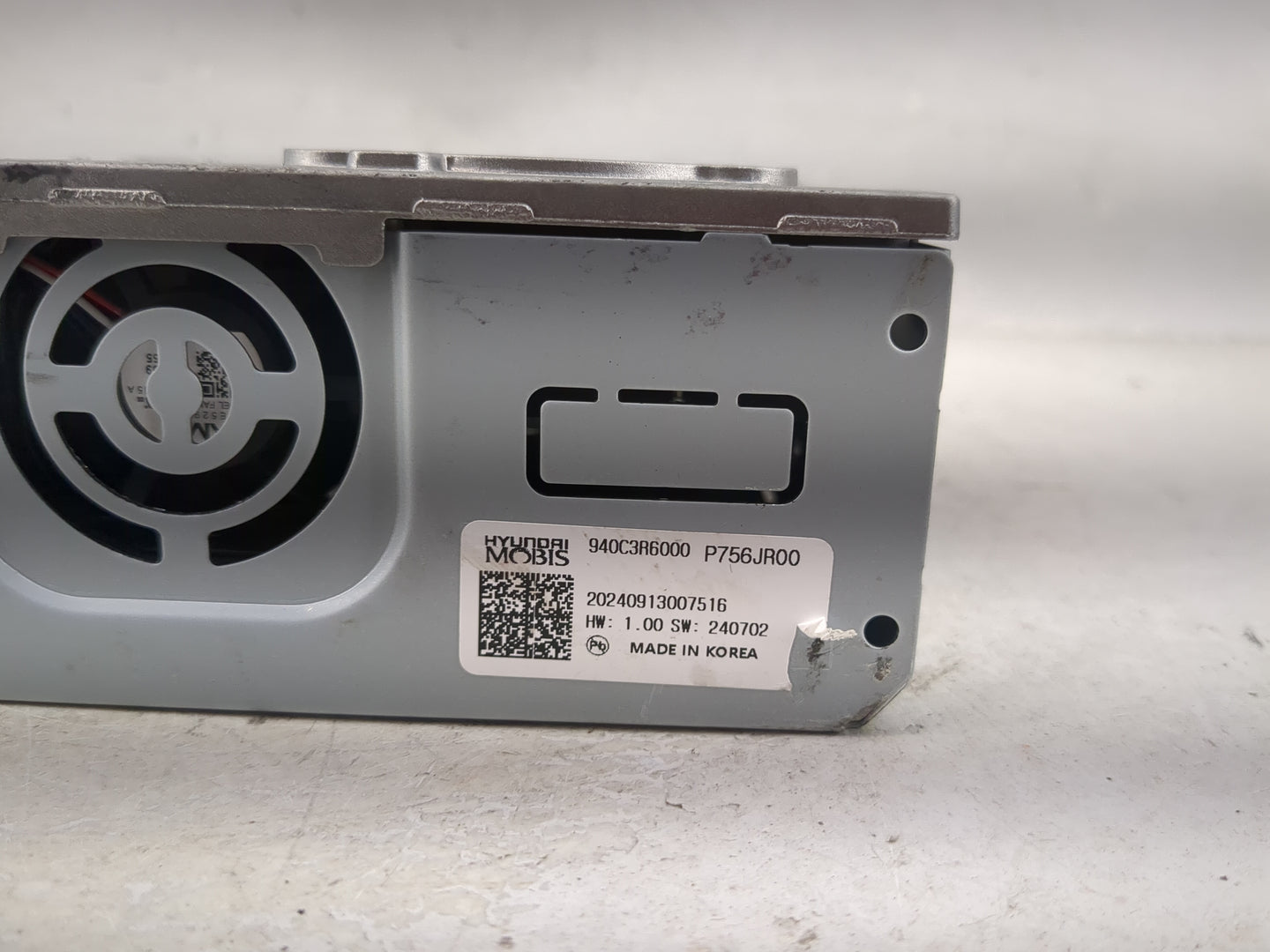 2025 Hyundai Santa Fe Instrument Cluster Speedometer Gauges P/N:940C3R6000 P756JR00 Miles: Fits OEM Used Auto Parts - Oemuse