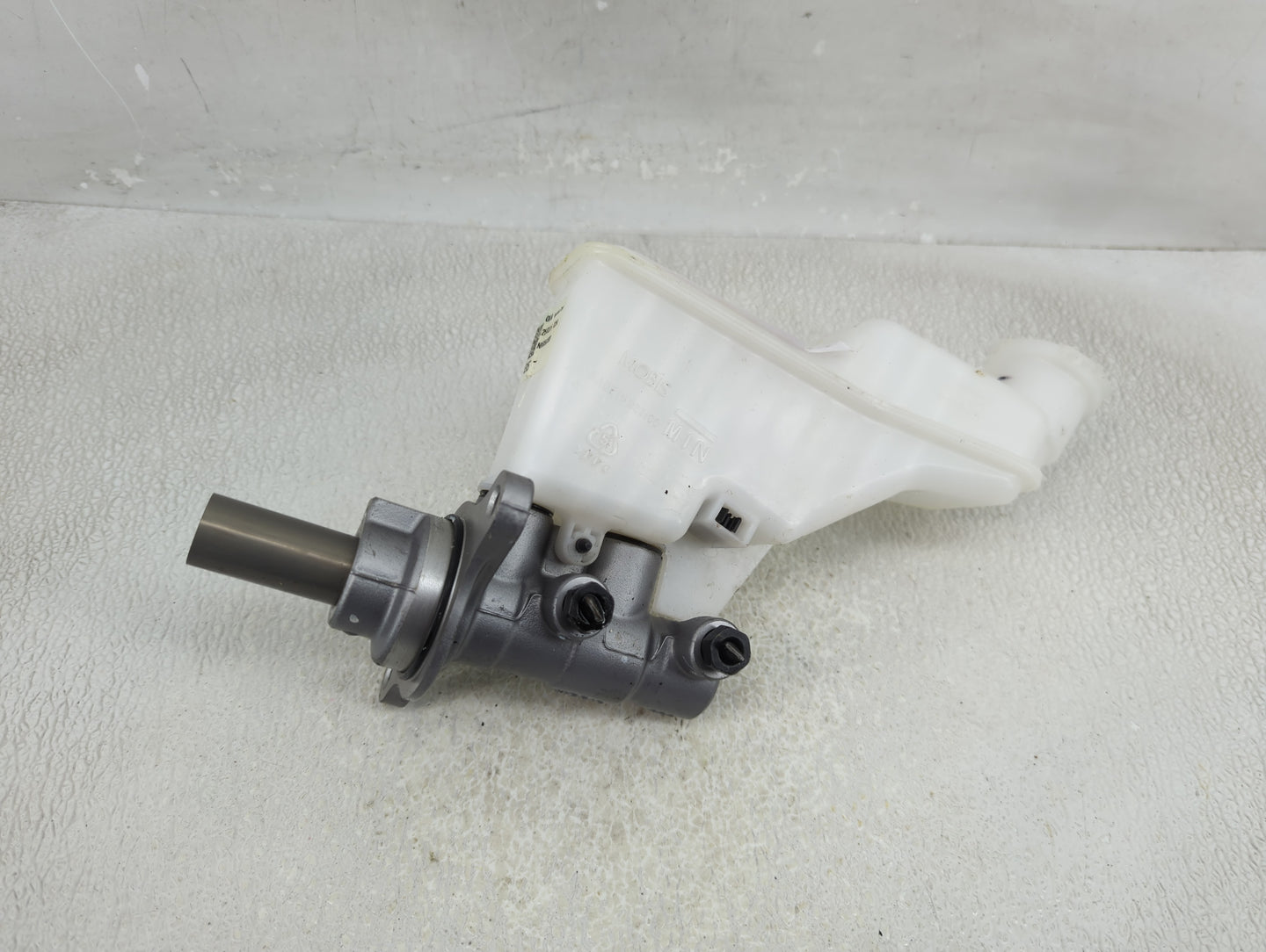 2025 Hyundai Tucson Brake Master Cylinder - Oemusedautoparts1.com