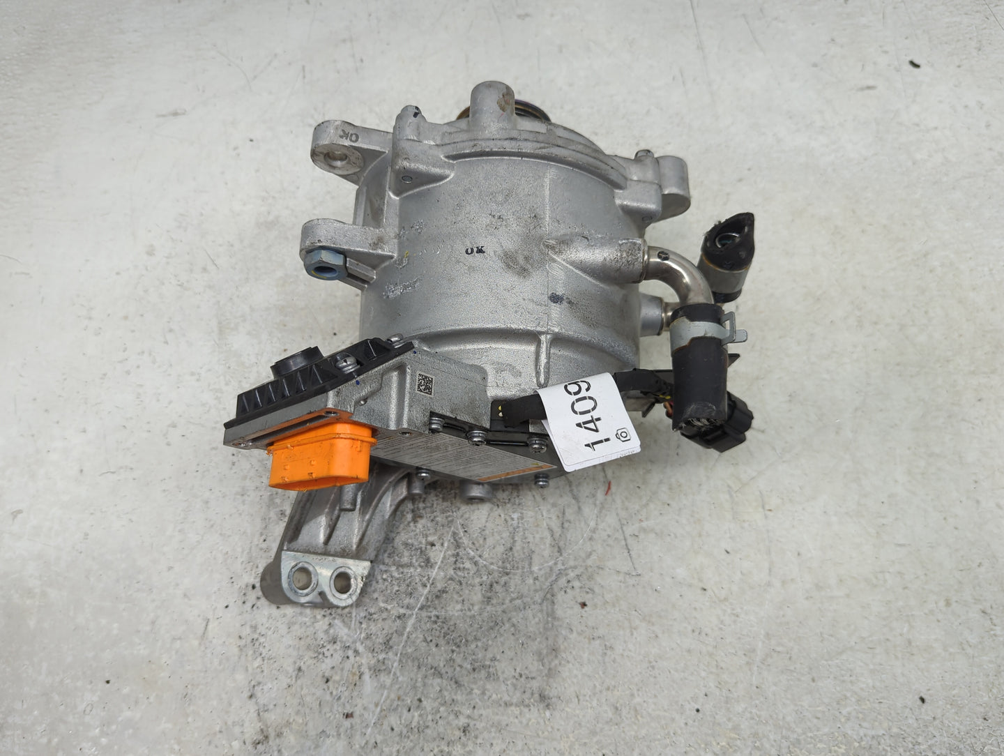 2025 Hyundai Tucson Alternator Replacement Generator Charging Assembly Engine OEM P/N:M241221E01S 37390-2M900 Fits OEM Used 